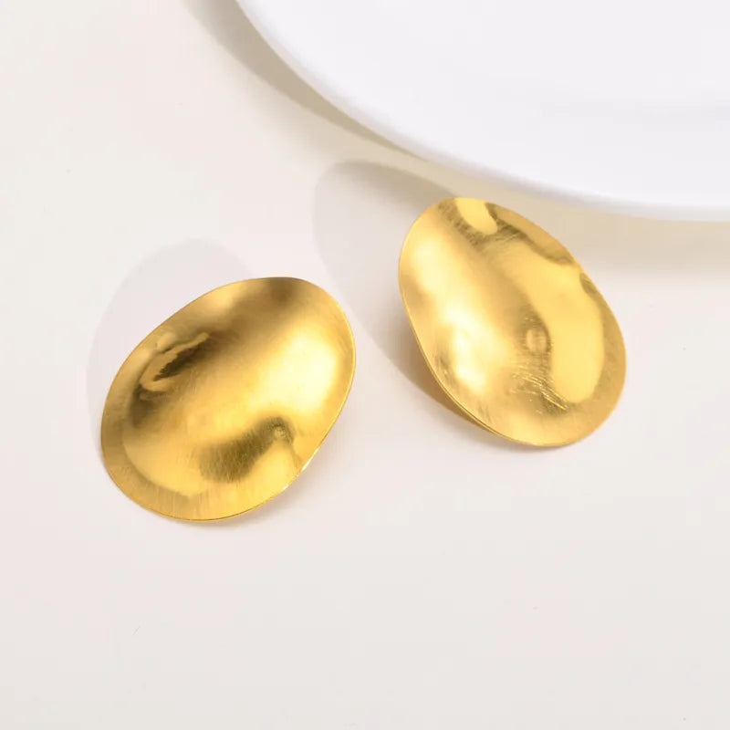 Evie Oval Earrings