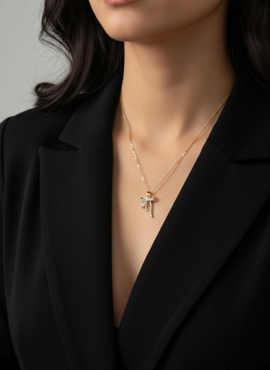 Bow It Necklace