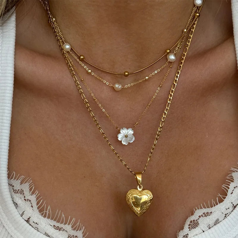Eva Ball Necklace